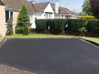 Extended Tarmac Driveway With No Border